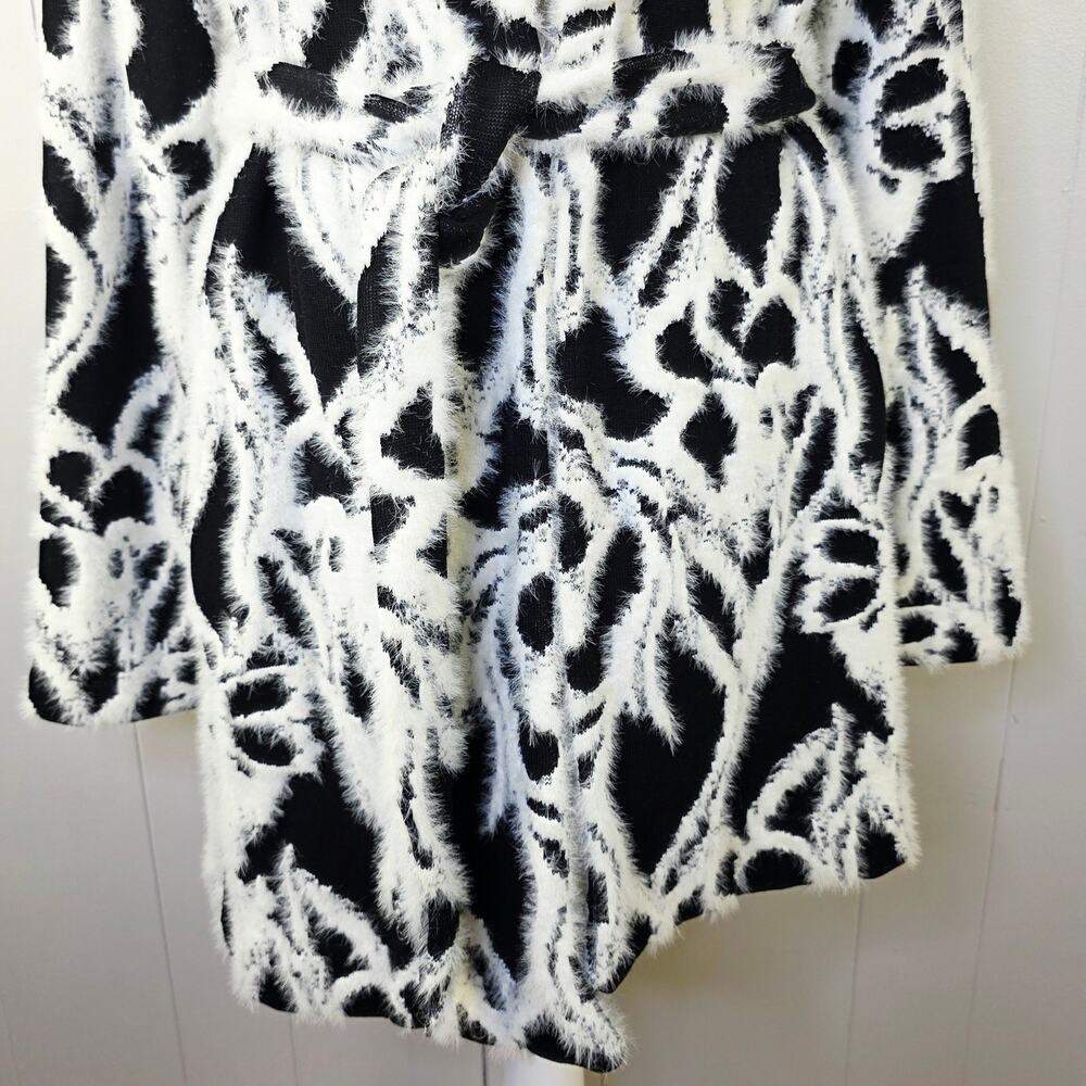 White House Black Market Iris Sweater Coat XL Black White Belted Heavy Luxury - Picture 7 of 16